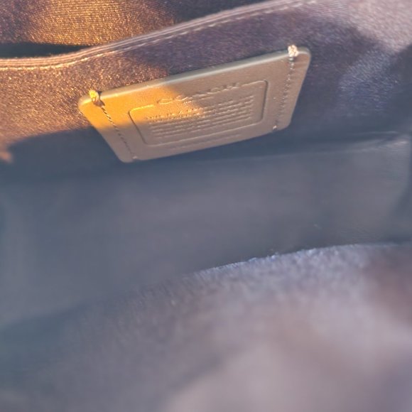 Coach Crossbody "NEW" - Picture 2 of 16